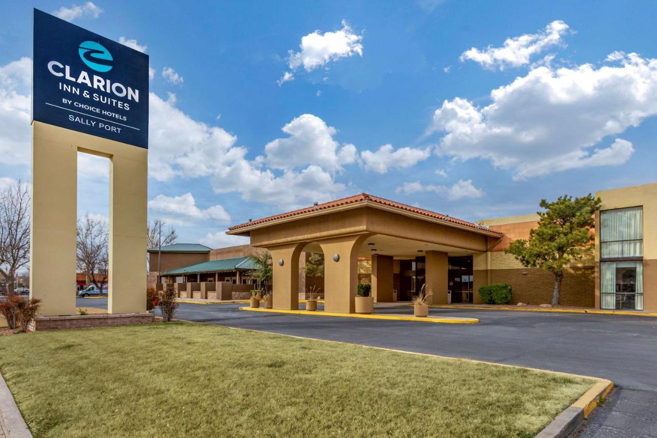 Clarion Inn & Suites Розуел Екстериор снимка