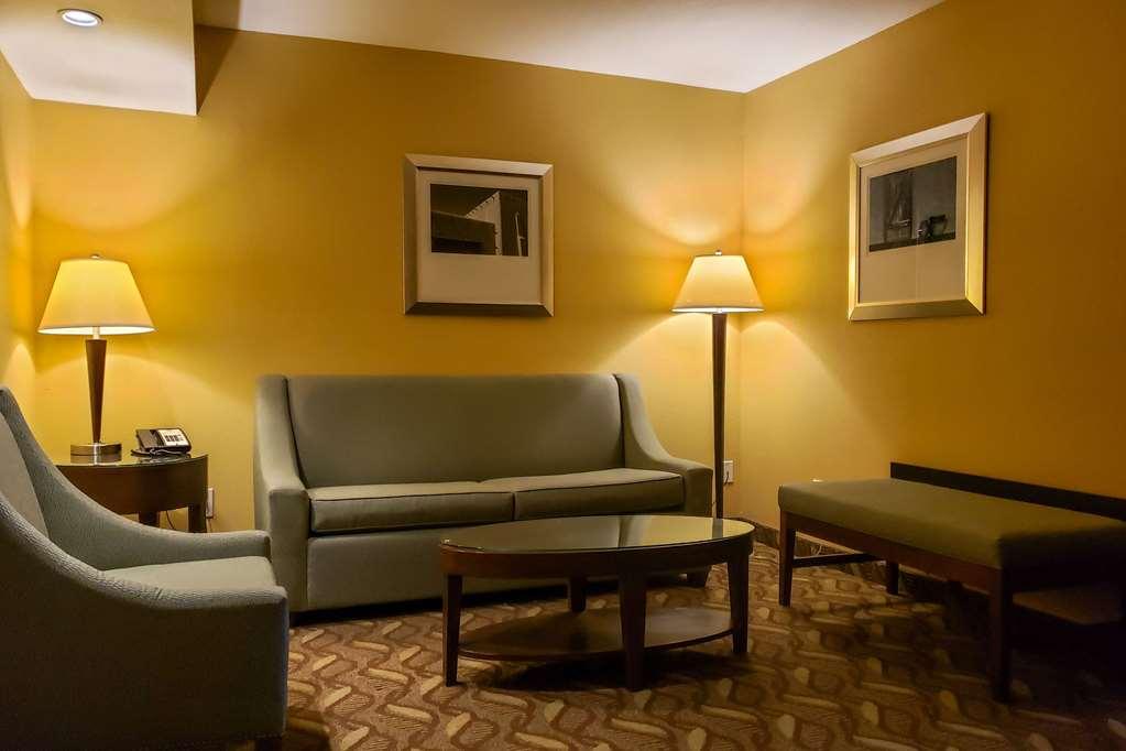 Clarion Inn & Suites Розуел Стая снимка